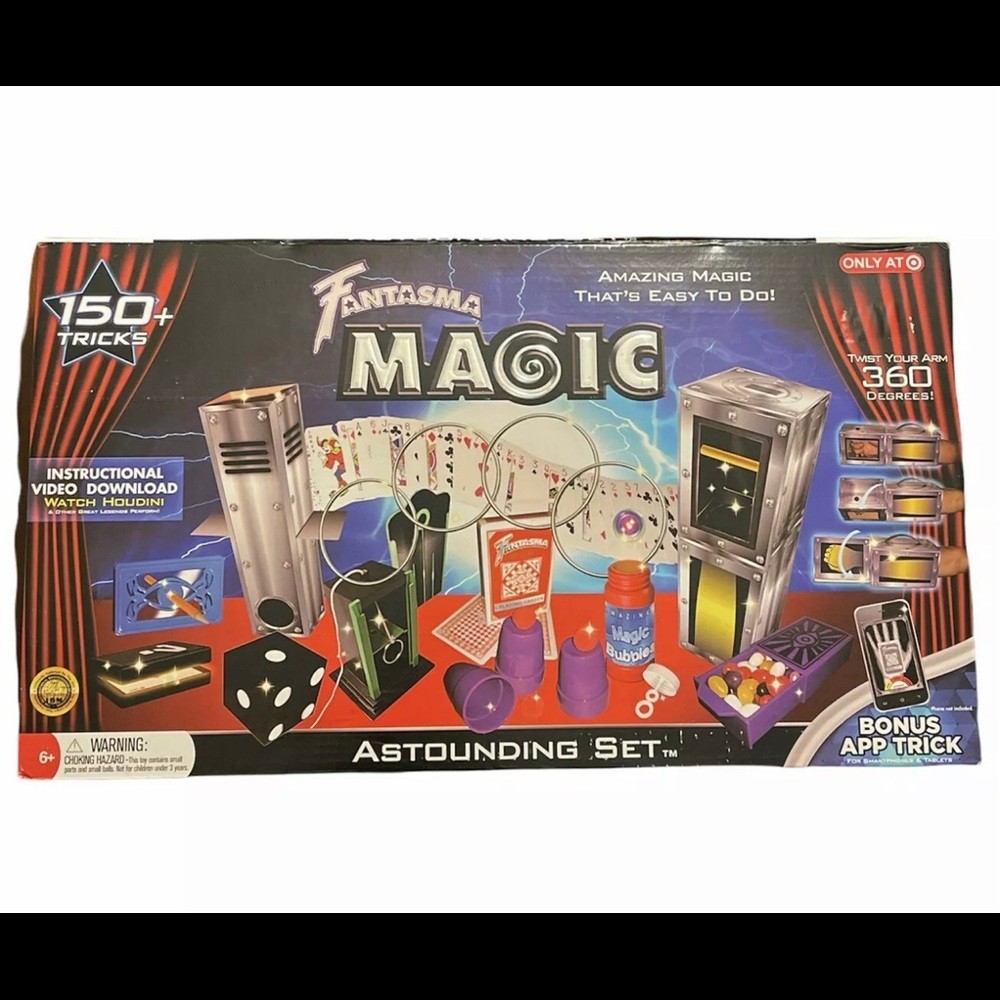 Fantasma Astounding Magic Set of 150 Tricks - Sealed